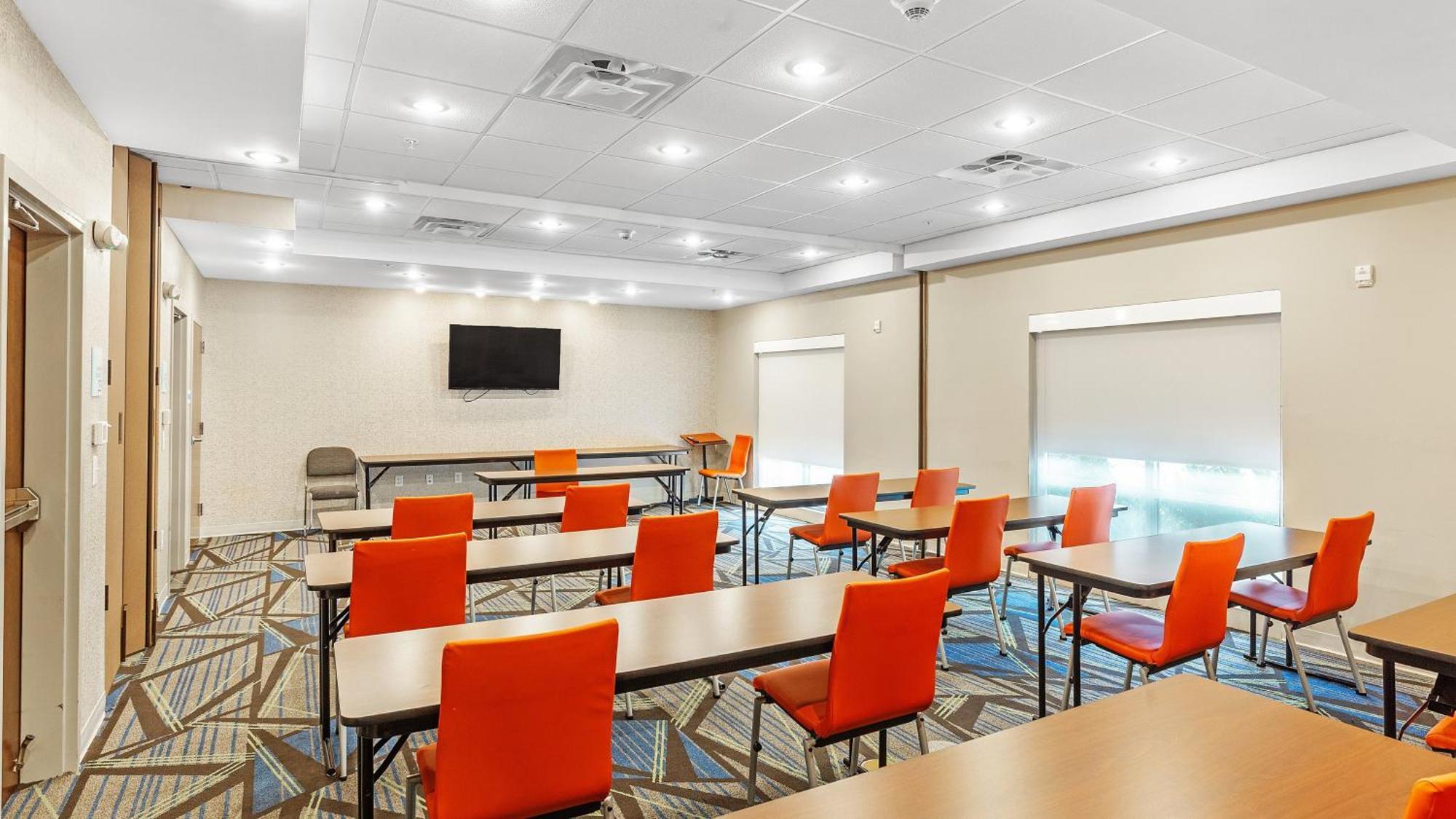 Holiday Inn Express & Suites Mobile - University Area By Ihg Exteriör bild